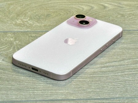 Iphone 15 Pink 2